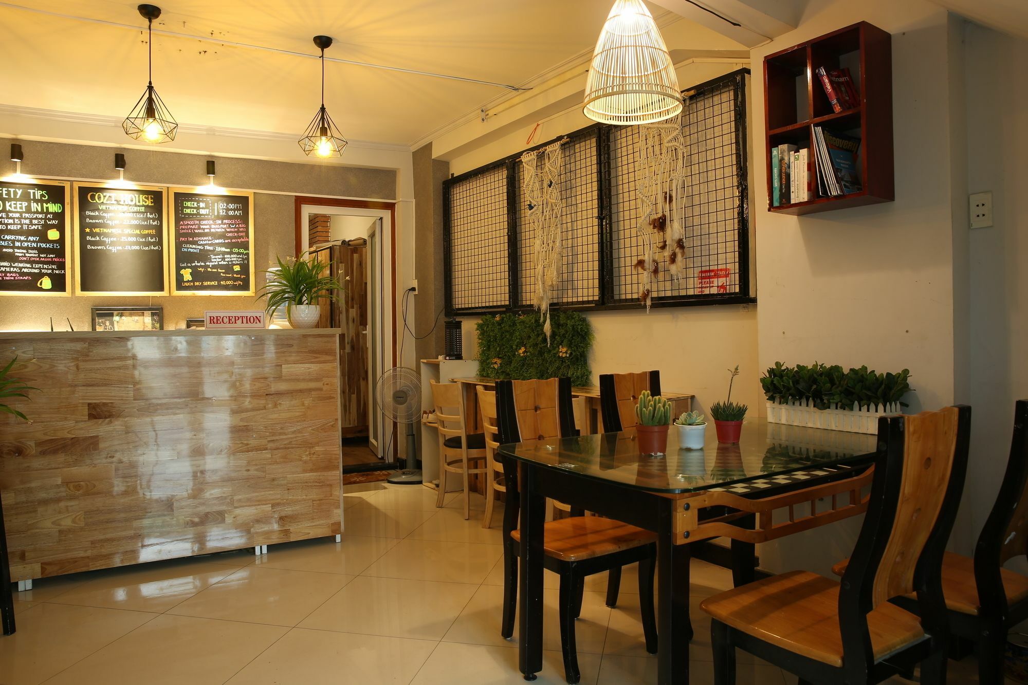 Oyo 708 The Cozi House - Homestay Ho Chi Minh City Exterior photo