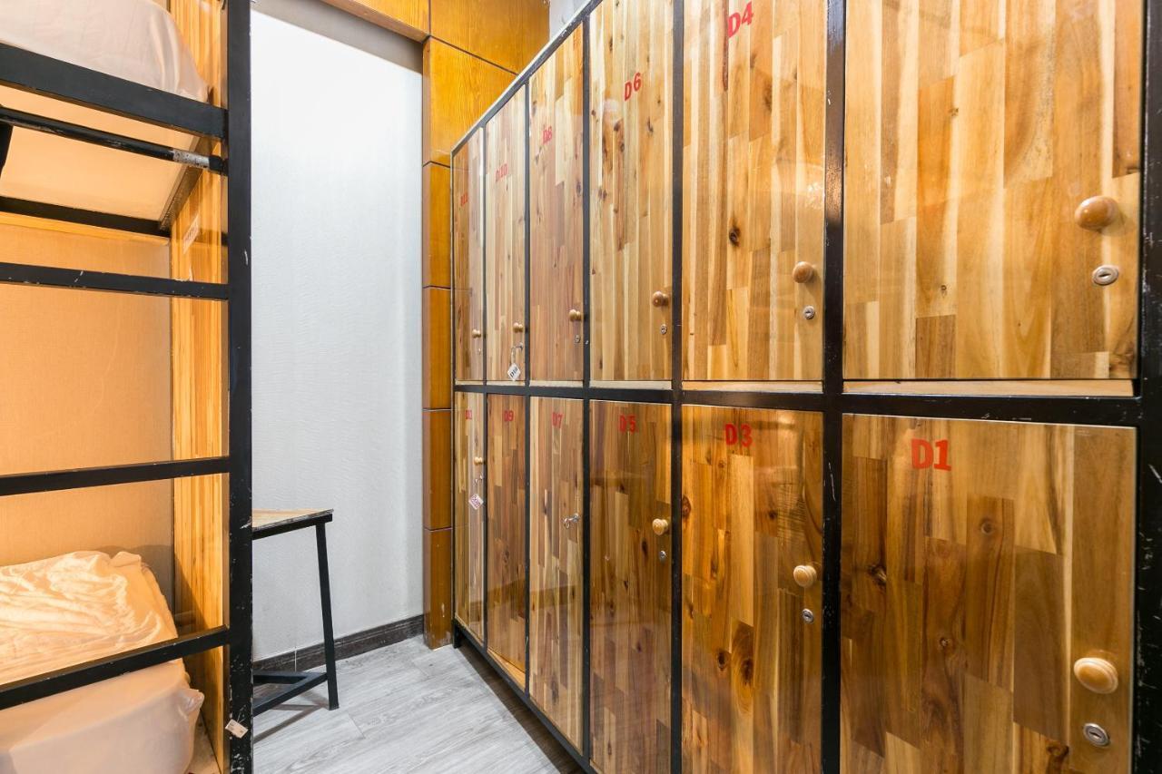 Oyo 708 The Cozi House - Homestay Ho Chi Minh City Exterior photo